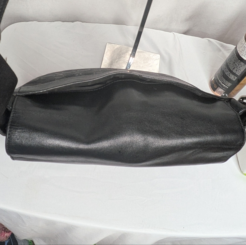Coach Black Leather Signature C Logo Embossed Messenger Crossbody Bag F28577 - Picture 9 of 16